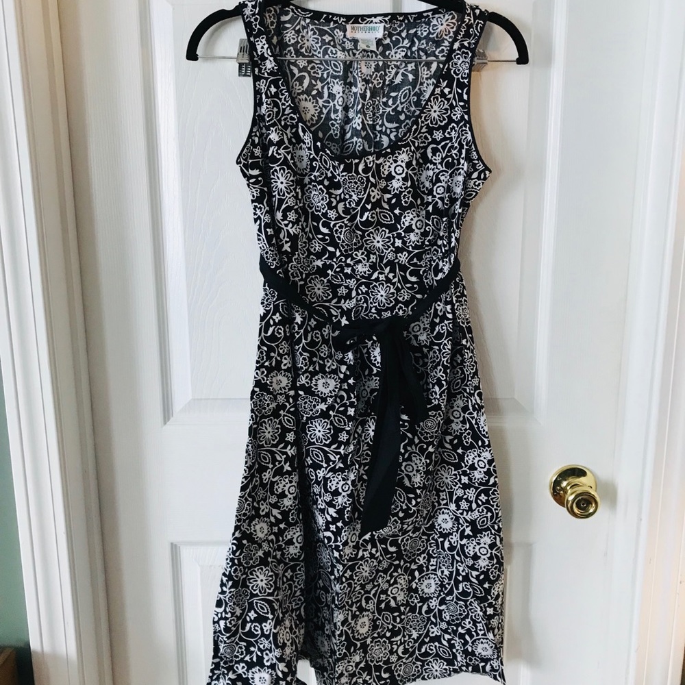 { Motherhood } Maternity dress